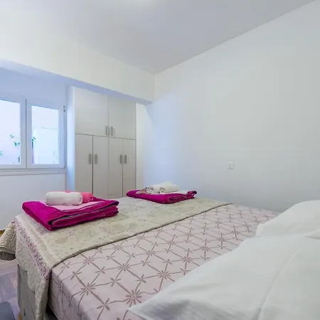 Apartmán Rose Pool *